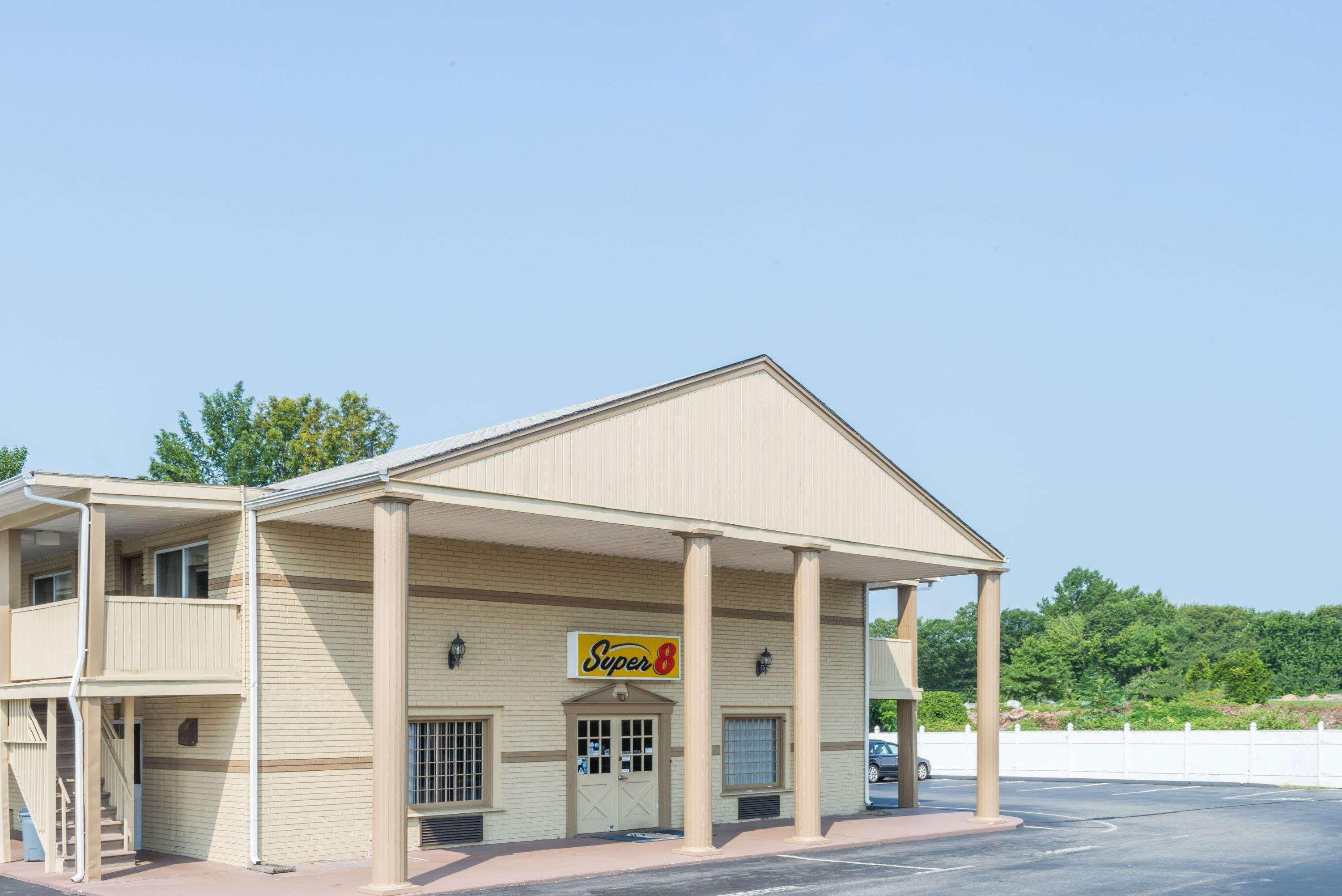 Super 8 By Wyndham Old Saybrook Hotel Exterior photo